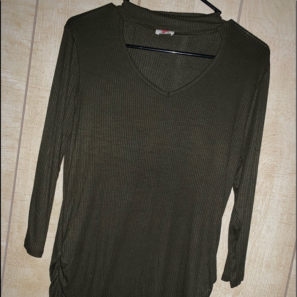Olive top